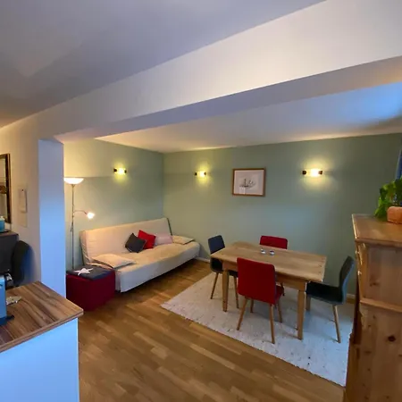 Genner Apartment *